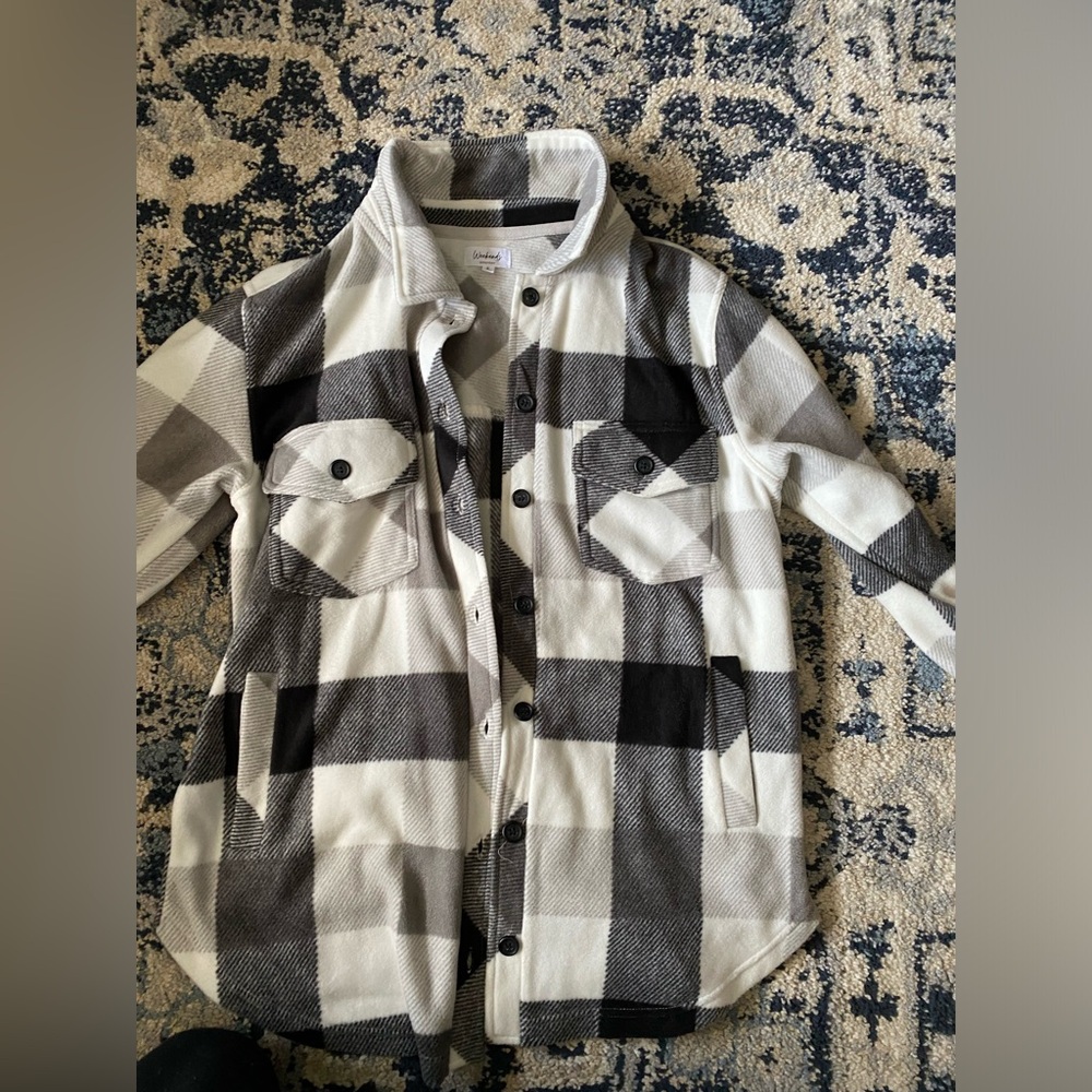 Black/grey/white plaid shacket